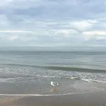 De Witte Berg Met Zonnig Zeezicht & Uniek Terras! * De Panne