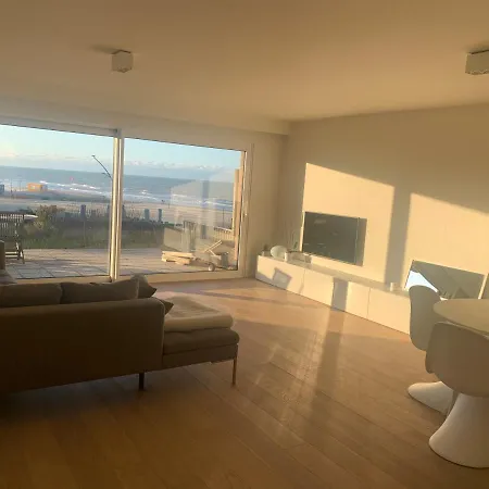 De Witte Berg Met Zonnig Zeezicht & Uniek Terras! * 드판