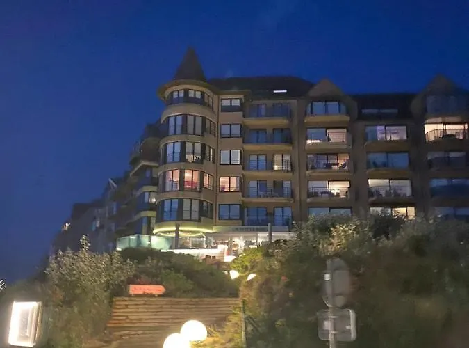 De Witte Berg Met Zonnig Zeezicht & Uniek Terras! Apartment *